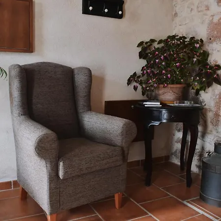 La Casa Del Azafran * Villanueva del Rebollar de la Sierra